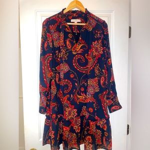 Beautiful dress! Makes a statement alright